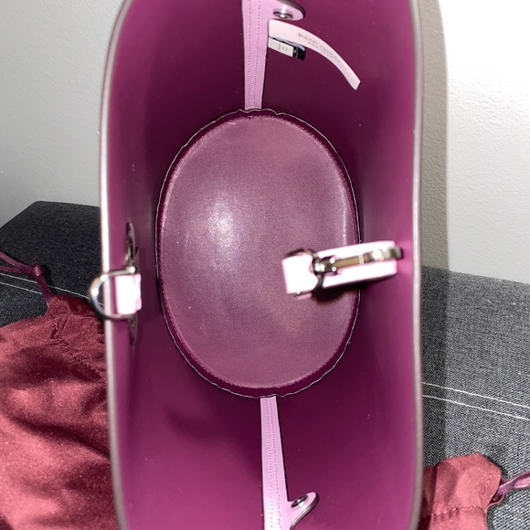 Kate Spade New York SUZY SMALL BUCKET BAG - Picture 7 of 11